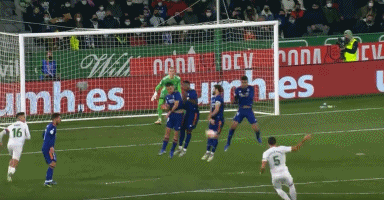 全市场：那不勒斯正寻找安古伊萨替代者，最现实的选择是梅努